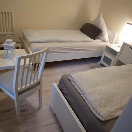 Monteurzimmer Luetzow 뤼베크 외부 사진